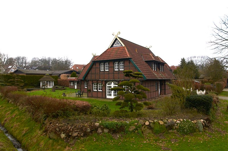 Einfamilienhaus-Rosengarten-Diesig